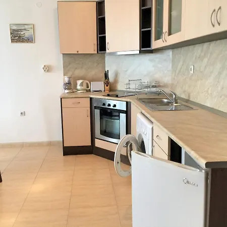 Arena 1 First Line Eh Apartmán Sveti Vlas